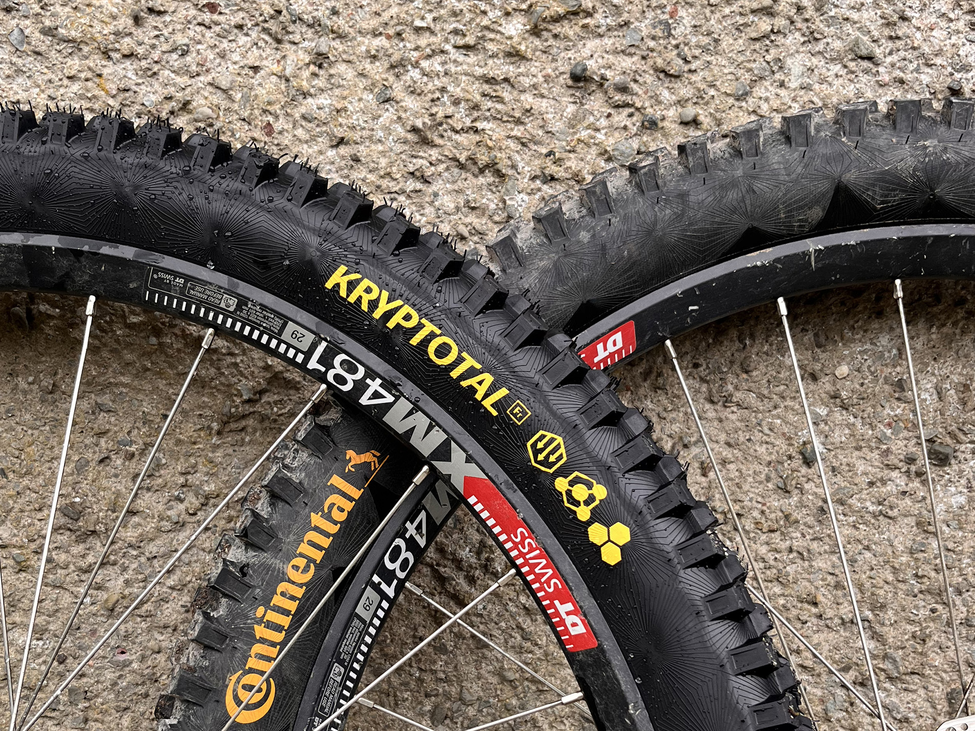 Continental Kryptotal Fr + Re Tyres